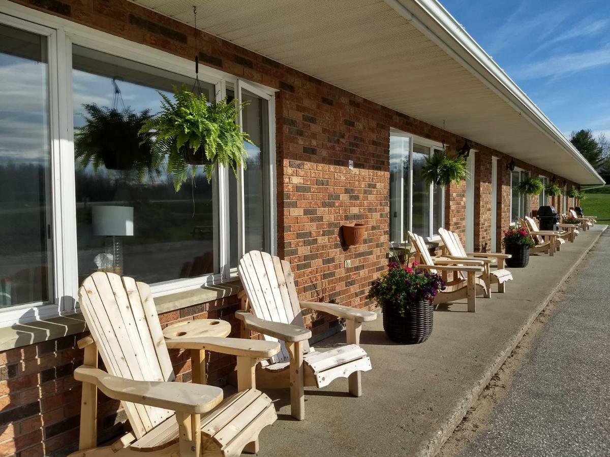 Wayside Motel Manitoulin Manitowaning Eksteriør bilde